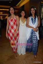 at Lakme Fashion Week 2010 Day 3 in Grand Hyatt, Mumbai on 7th March 2010 (193).JPG